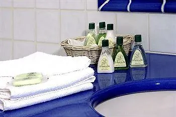 Hotel La Bastide Du Port - De Charme Saint-Tropez